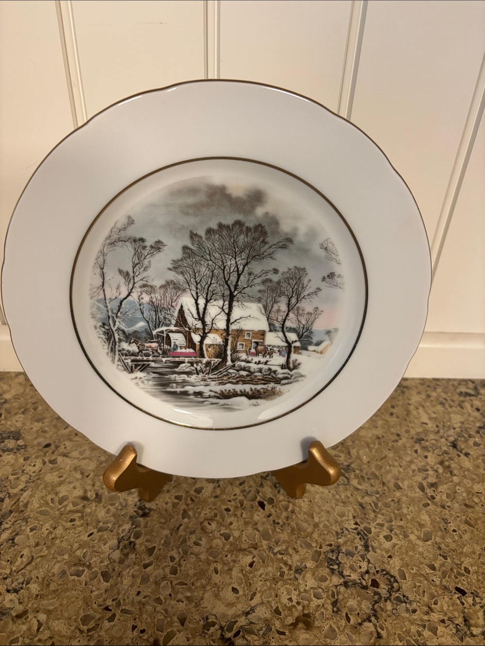 Vintage 1997Avon White Porcelain Decorative Plate w/Gold Trim and Winter Scene